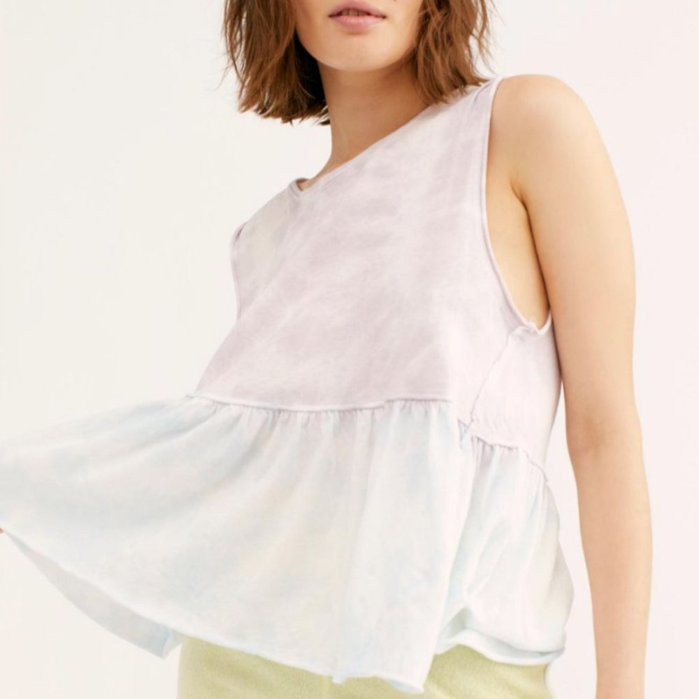 FREE PEOPLE WE THE FREE LAVENDER SLEEVELESS TIE-DYE ANY TIME PEPLUM TANK TOP